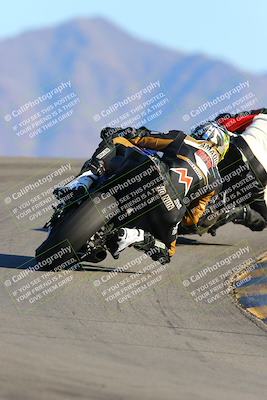 media/Jan-09-2022-SoCal Trackdays (Sun) [[2b1fec8404]]/Turn 12 Backside (130pm)/